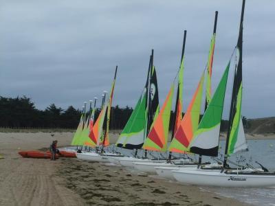 Ecole de voile sur la Grande plage de Fromentine